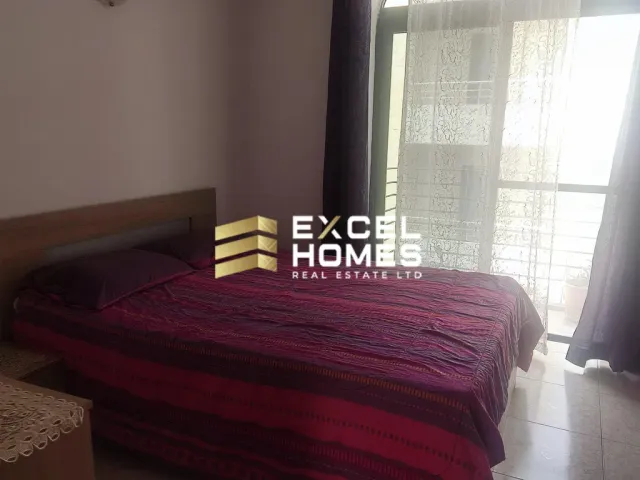 Proprjetà f' St. Paul's Bay