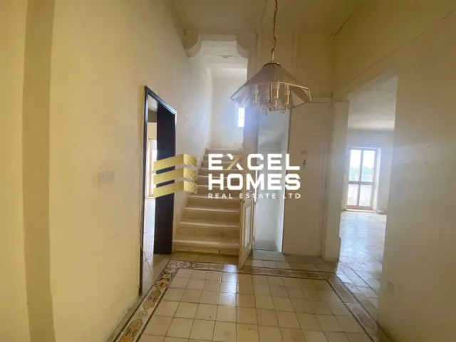 Proprjetà f' Floriana