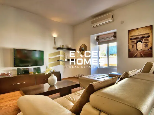 Proprjetà f' St. Julian's