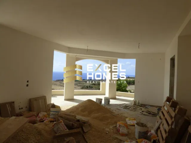 Proprjetà f' San Lawrenz