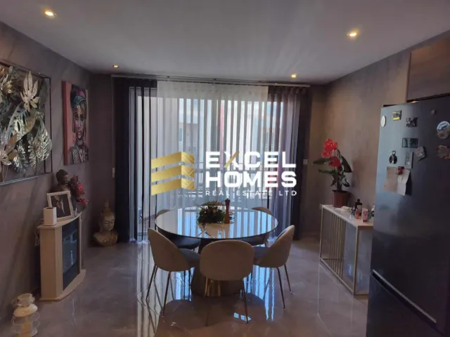 Proprjetà f' St. Paul's Bay