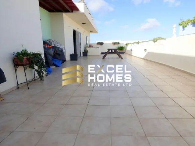 Proprjetà f' St. Paul's Bay