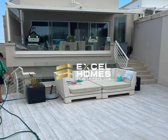 Proprjetà f' Naxxar