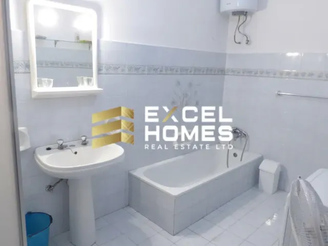 Proprjetà f' St. Paul's Bay