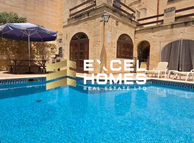Property at Għasri