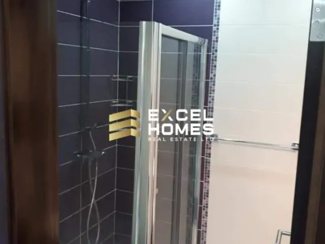 Proprjetà f' St. Paul's Bay