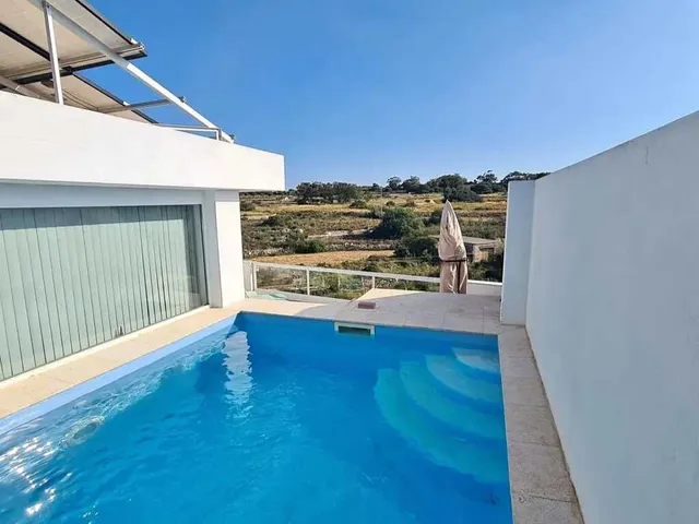 位于Birżebbuġa的房产