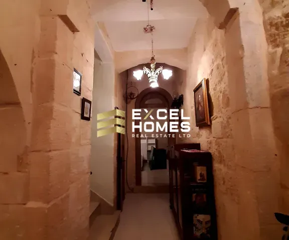 Property at Senglea